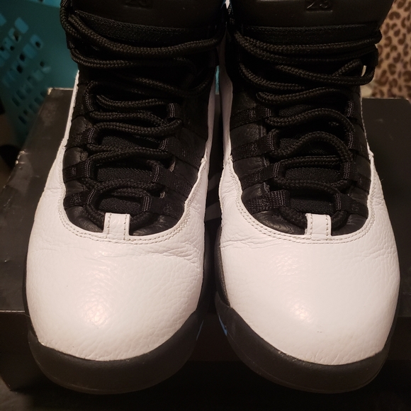 Jordan Sneakers Black White Blue - Picture 3 of 3